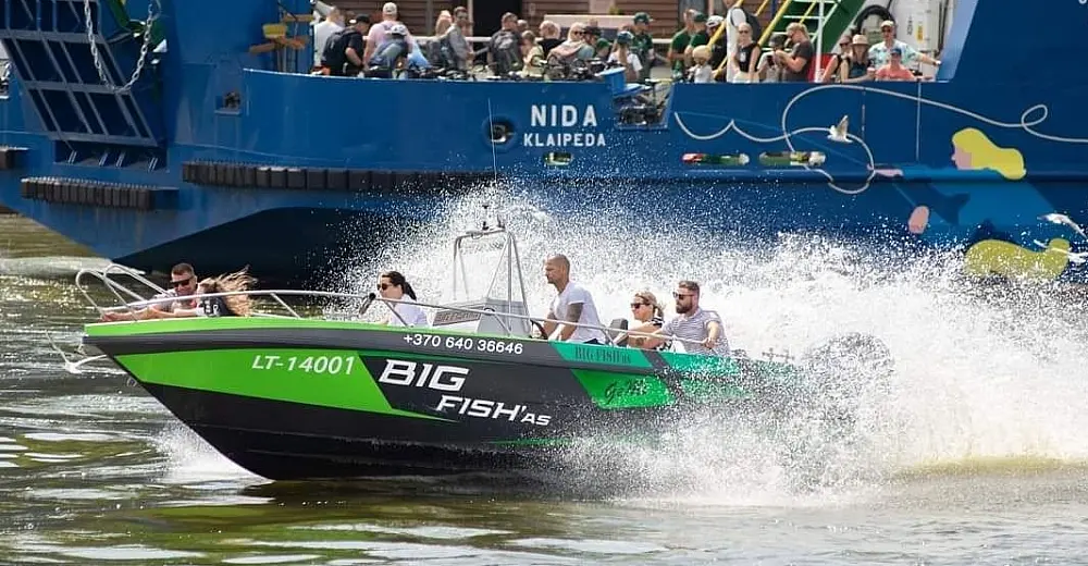 BIG FISHas - Pramoginiai ir ekstremalūs pasiplaukiojimai