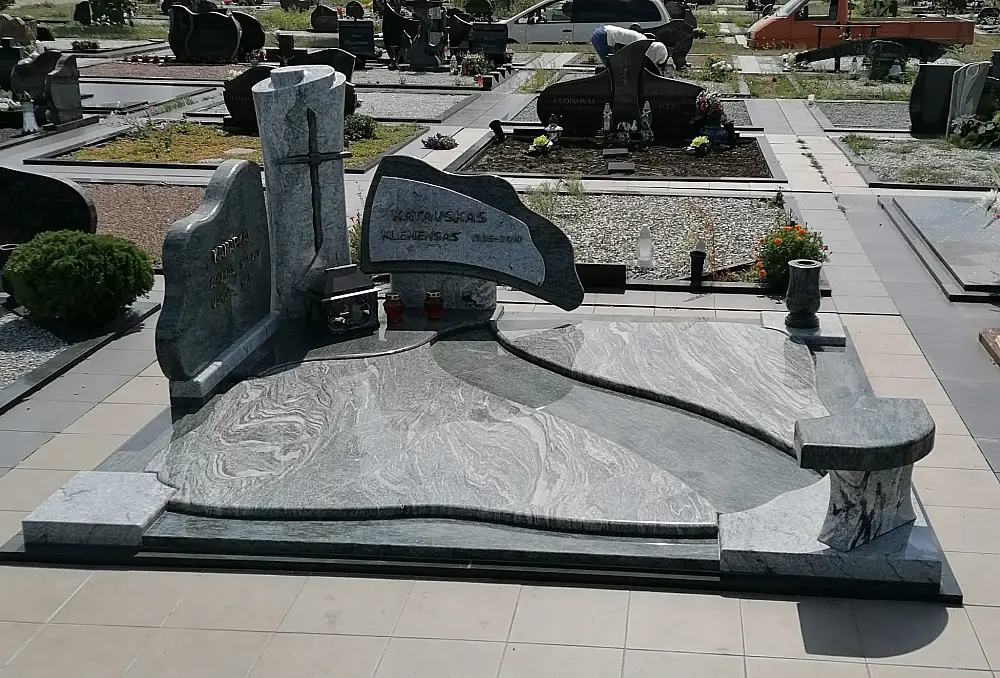 Paminklų gamyba, kapų restauravimas, dengimas plokštėmis