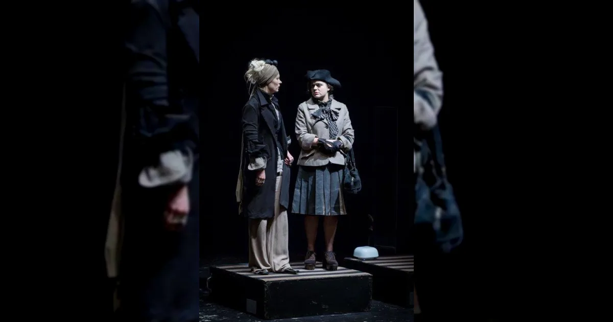 Pilies teatras Spektaklis ''Dvi poniutės į Šiaurės pusę''